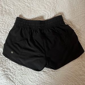 Lululemon Hotty Hot Low-Rise Lined Shorts 2.5”